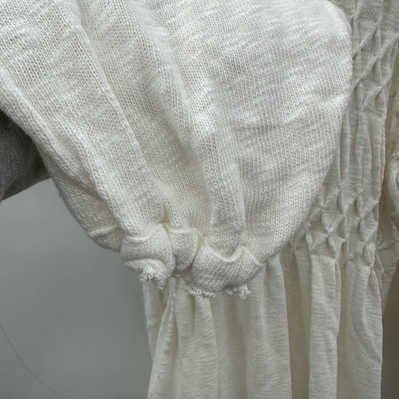 FREE PEOPLE SNOWBELL Babydoll cream boho milkmaid raglan sleeve oversd top NWOT - Picture 9 of 16